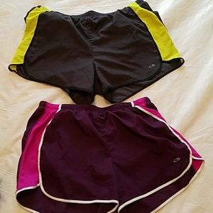 COPY - Athletic shorts with liner and key pocket